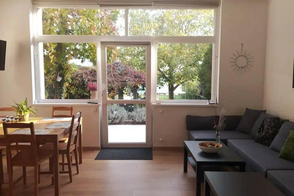 Flora House 3 Minutes From Lake Balaton Keszthely Exterior photo